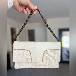 Theory clutch